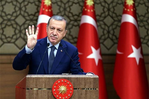 Erdogan critica la falta de solidaridad de los líderes europeos